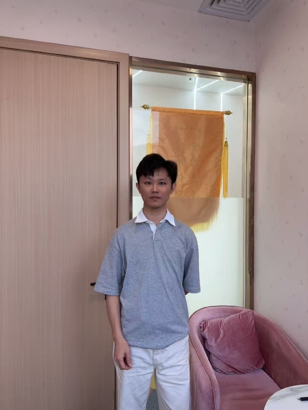 小叶子的第一张照片--晋江交友网